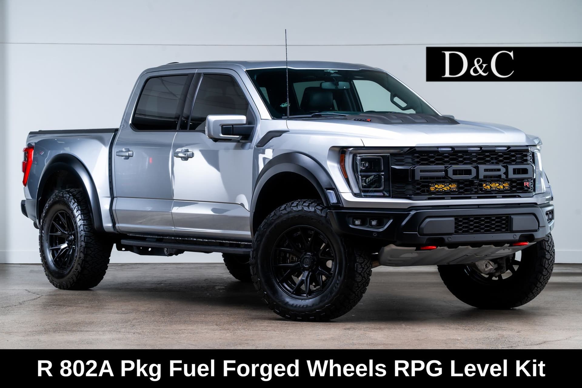 2023 Ford F-150 Raptor — photo 1 of 29