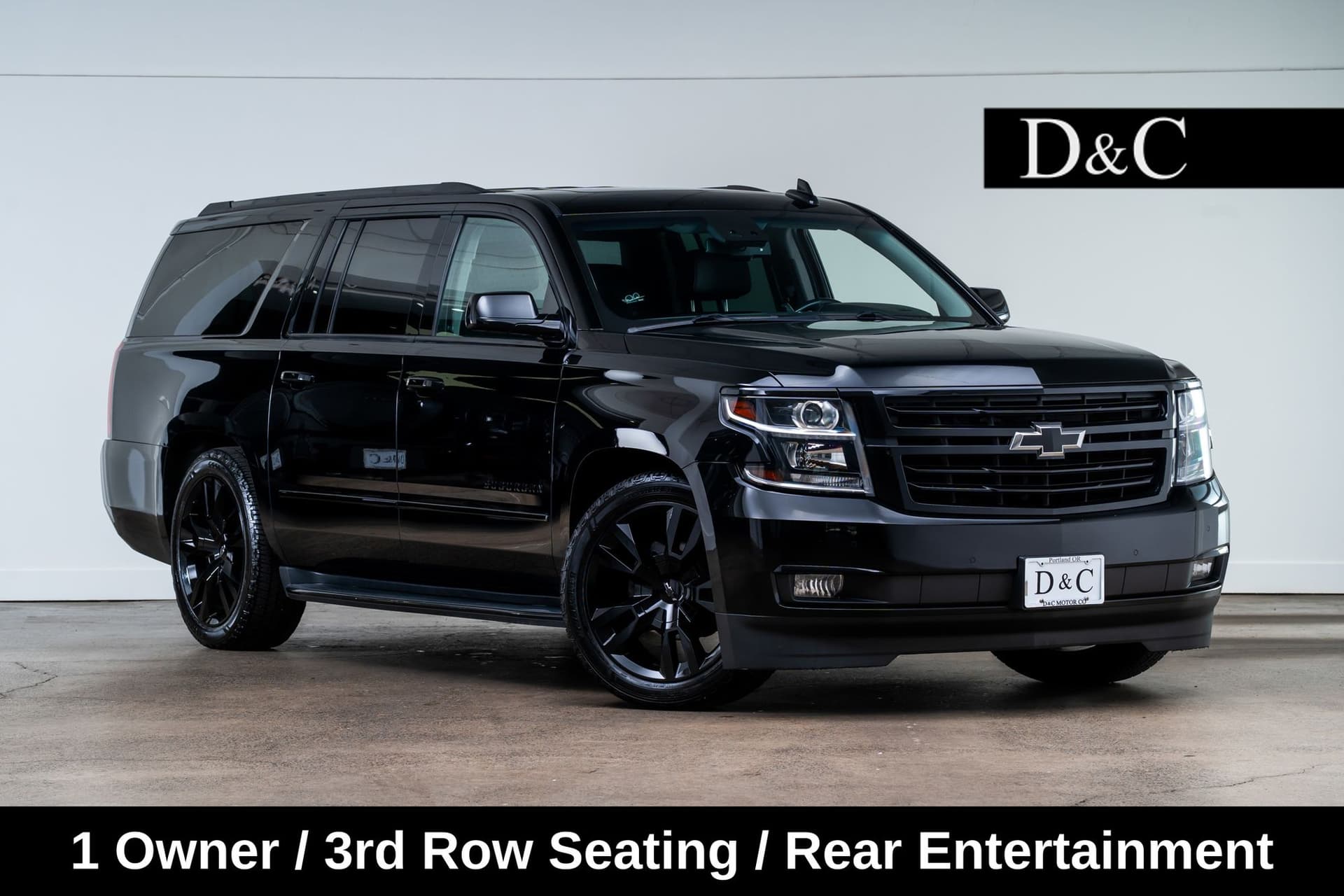2019 Chevrolet Suburban Premier — photo 1 of 32