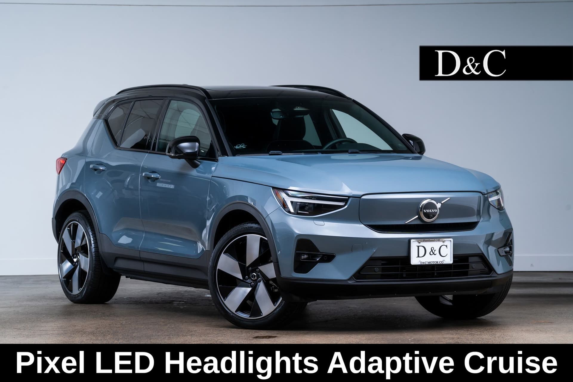 2023 Volvo XC40 Recharge Pure Electric Ultimate — photo 1 of 27