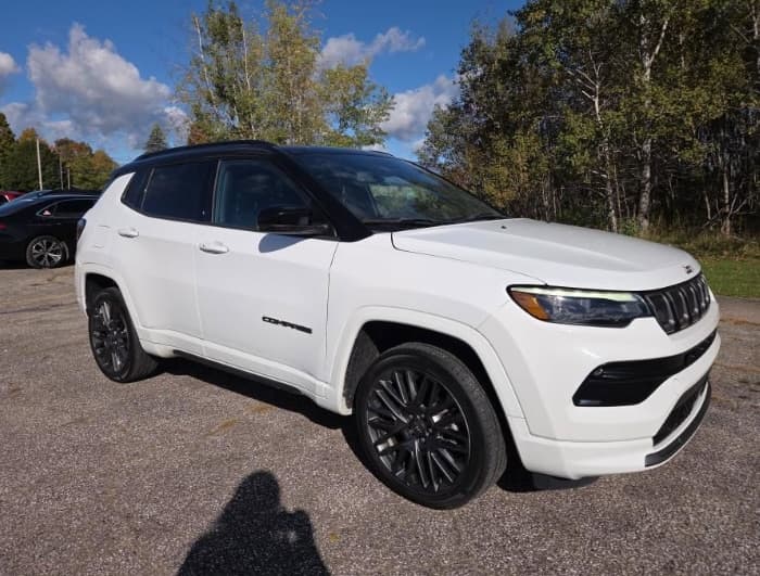2022 Jeep Compass Limited — photo 1 of 7