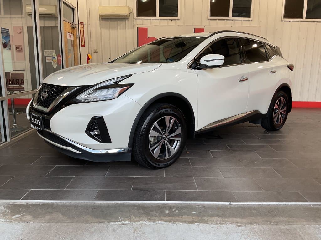 2021 Nissan Murano SV — photo 1 of 31