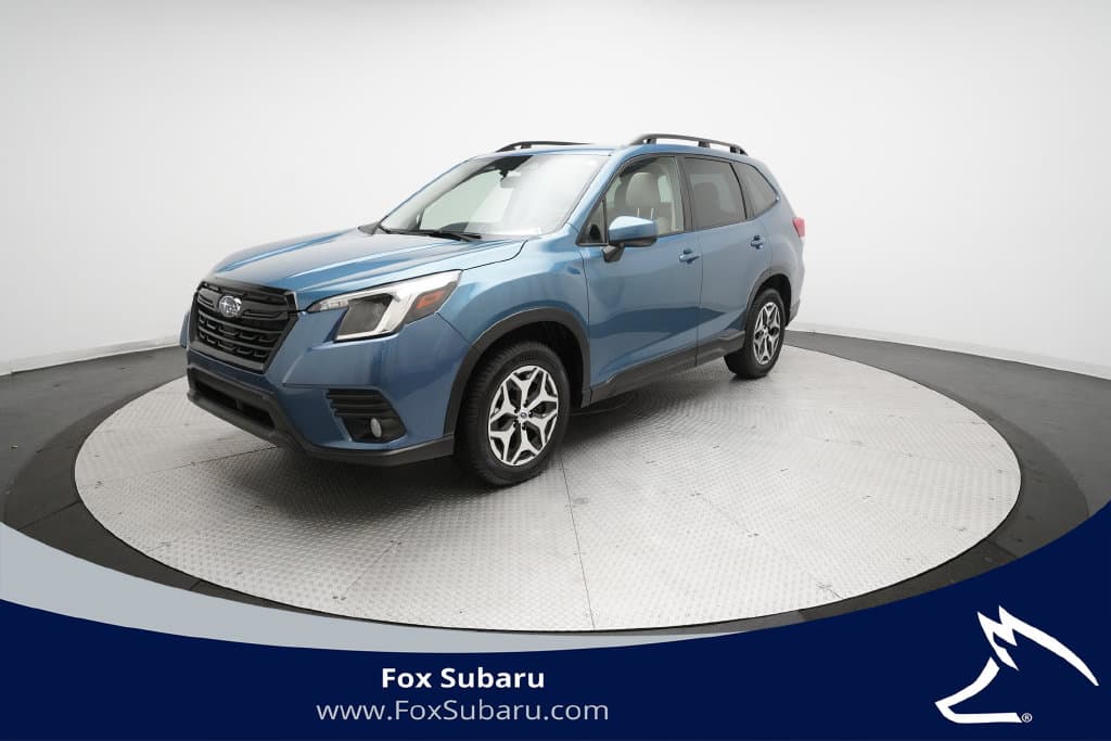 2023 Subaru Forester Premium — photo 1 of 37