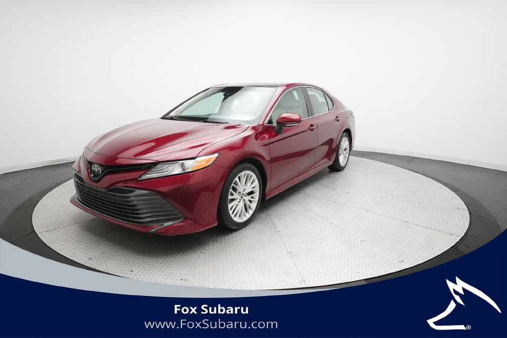 2018 Toyota Camry XLE — photo 1 of 36