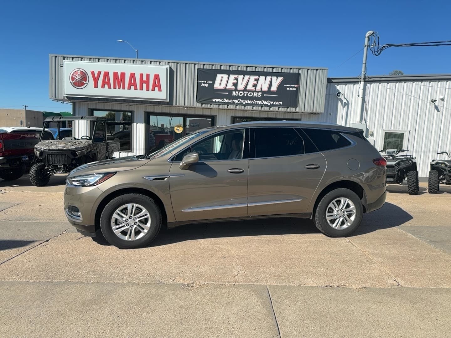 2020 Buick Enclave Essence — photo 1 of 26