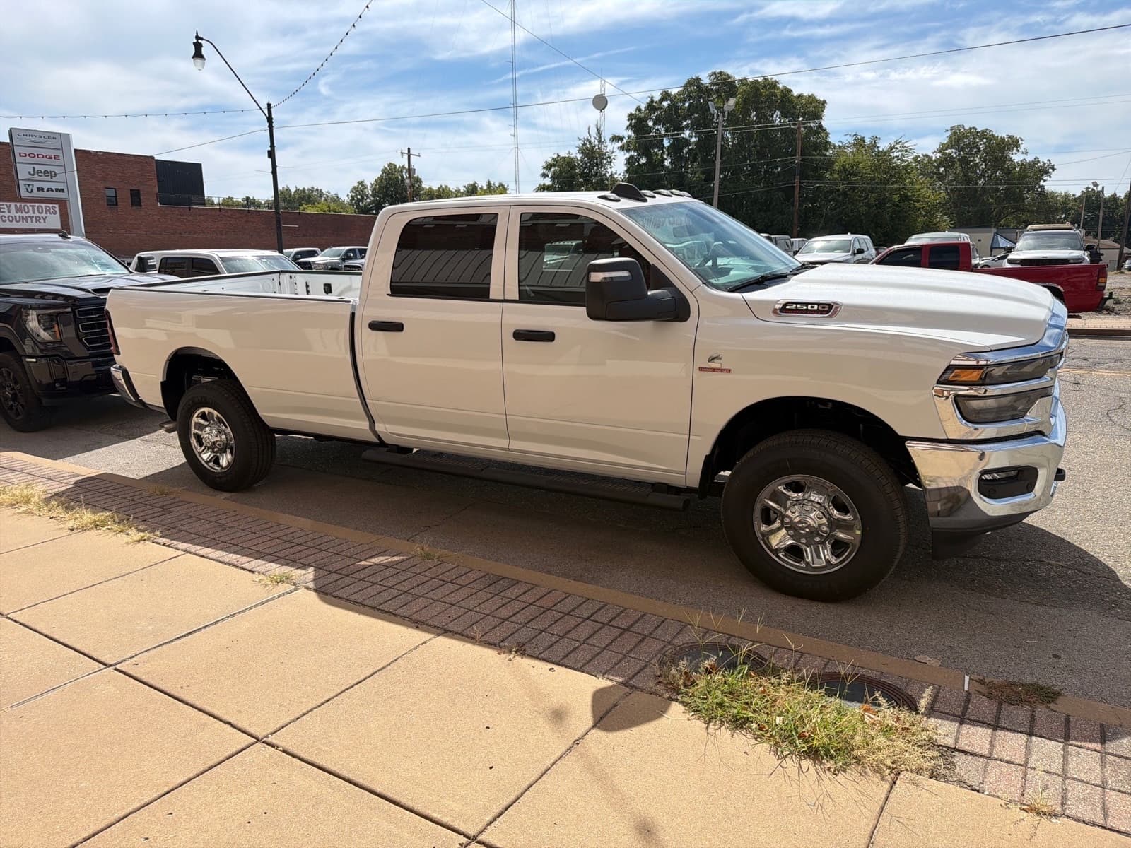 2027 RAM 2500 Tradesman — photo 1 of 27