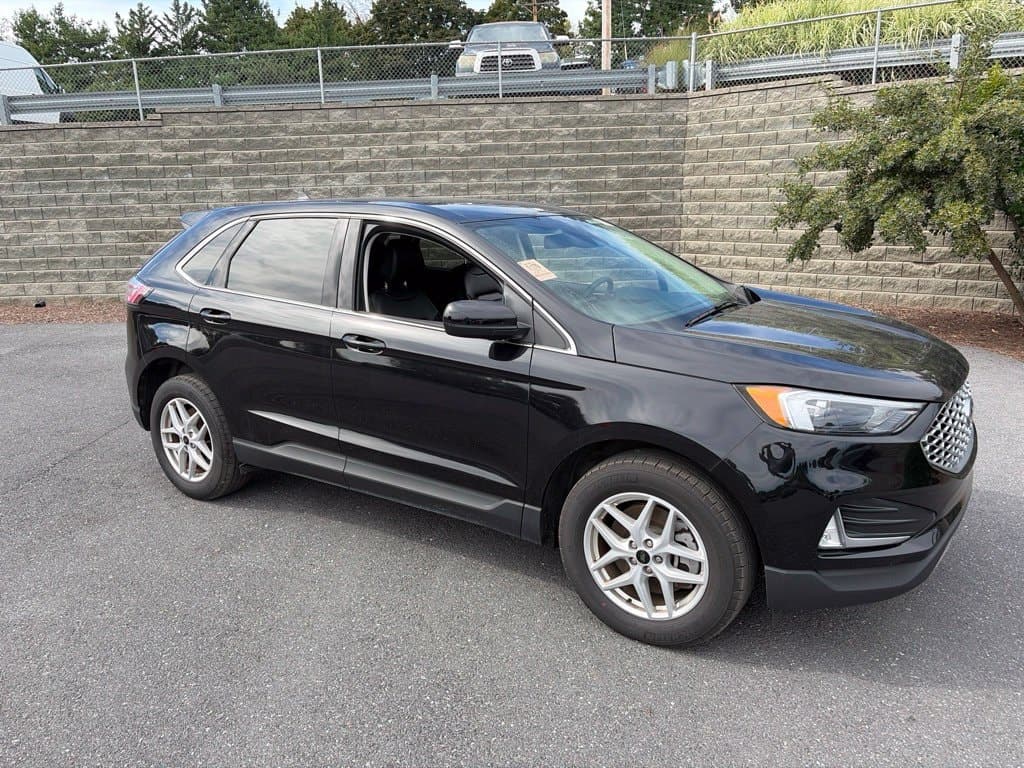 2024 Ford Edge Base — photo 1 of 11