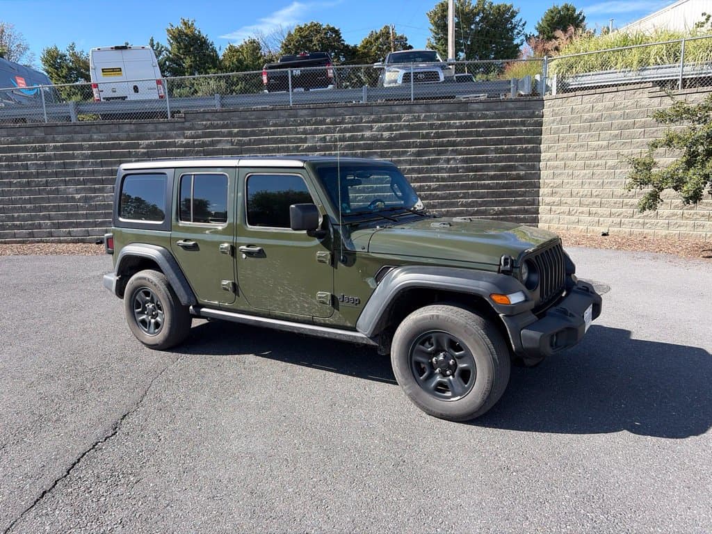 2023 Jeep Wrangler Base — photo 1 of 12