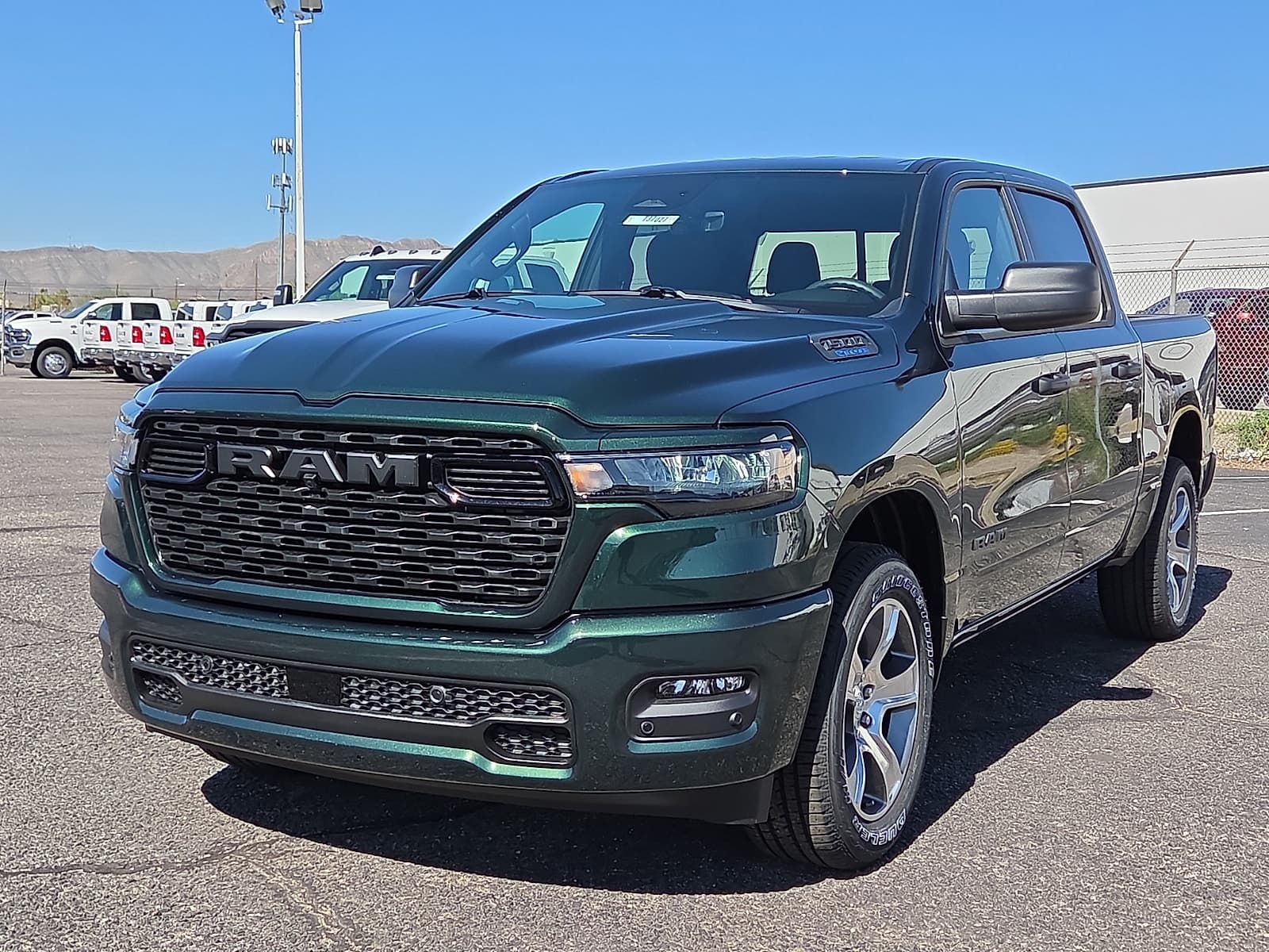 2027 RAM 1500 Tradesman — photo 1 of 29