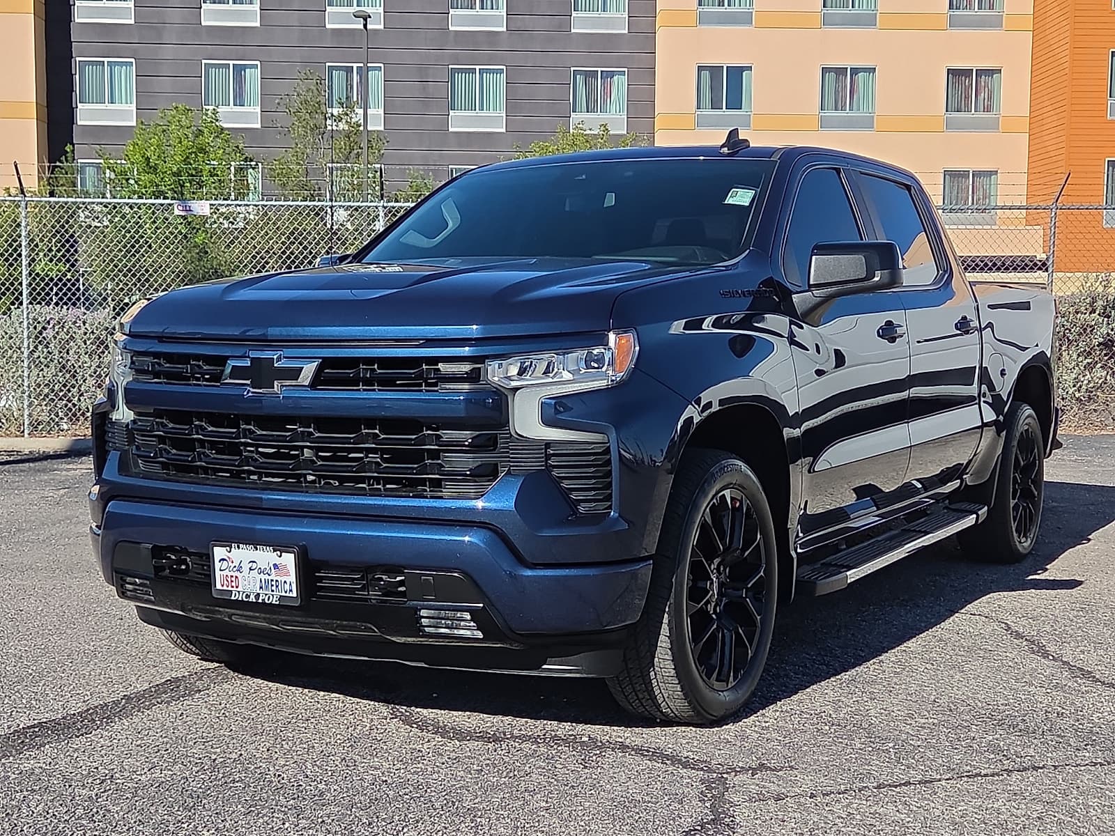 2022 Chevrolet Silverado 1500 Base — photo 1 of 20