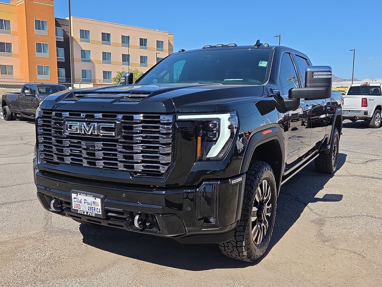 2025 GMC Sierra 2500HD Denali Ultimate — photo 1 of 20