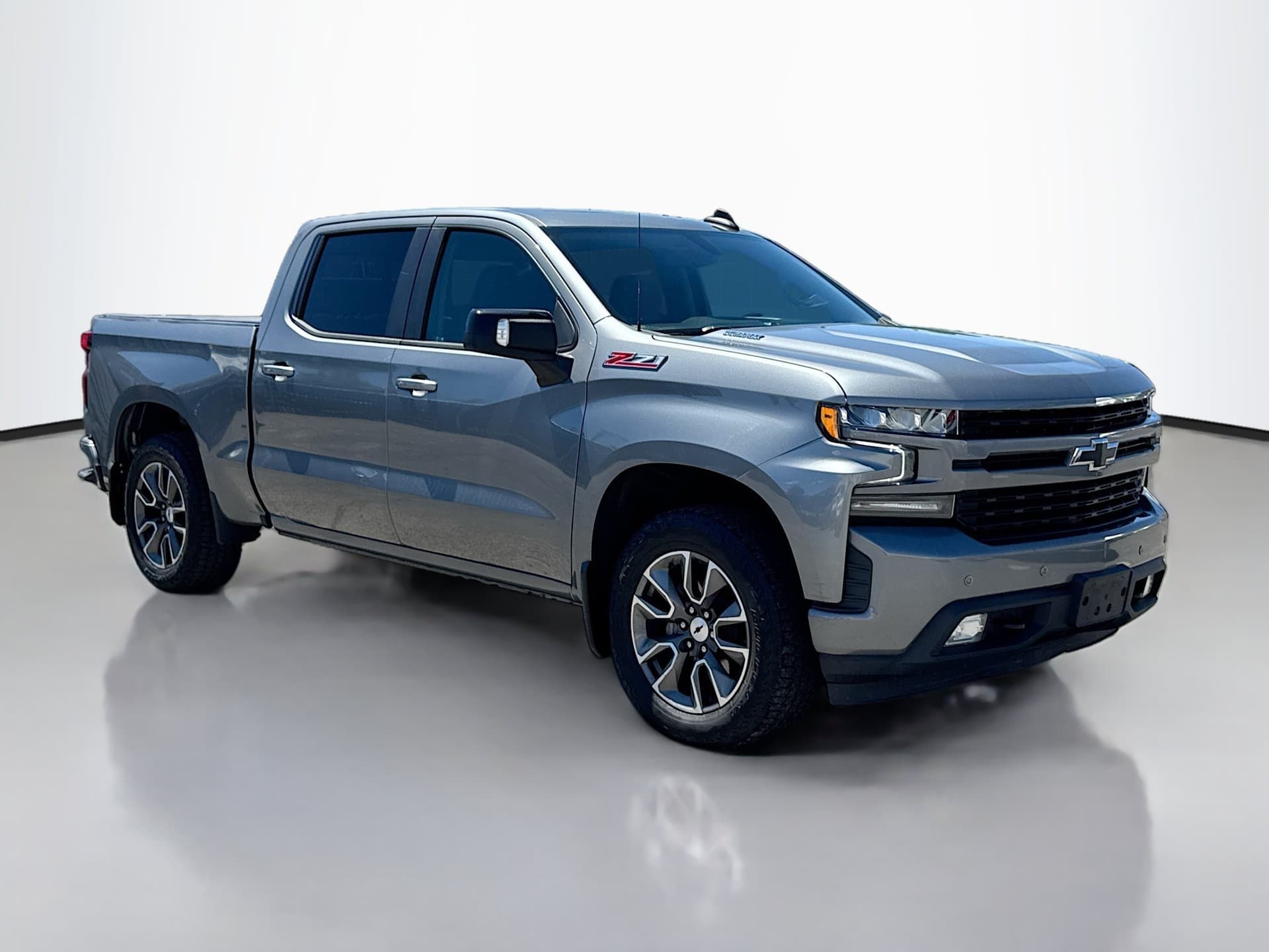 2021 Chevrolet Silverado 1500 RST — photo 1 of 37