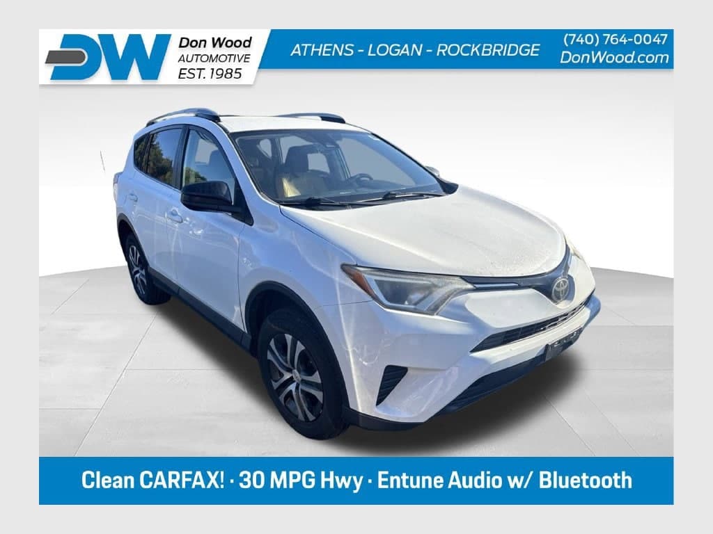 2018 Toyota RAV4 LE — photo 1 of 2