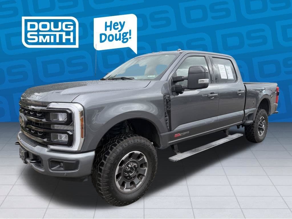 2024 Ford Super Duty F-350 SRW LARIAT — photo 1 of 11