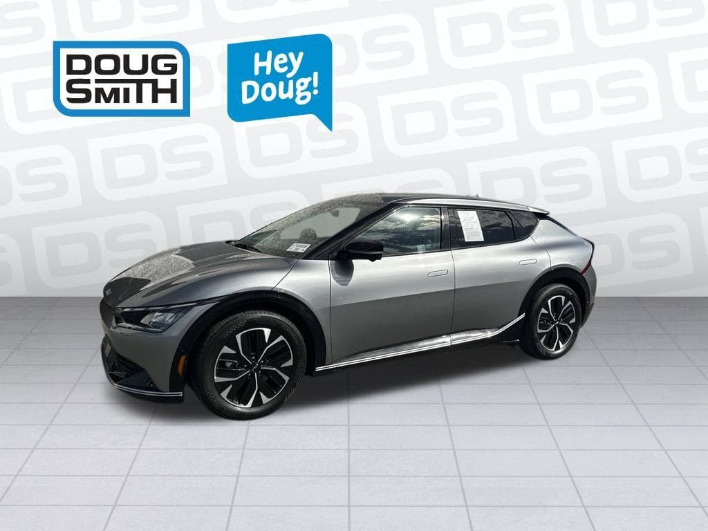 2023 Kia EV6 Wind — photo 1 of 18