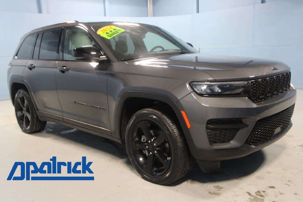 2024 Jeep Grand Cherokee Altitude X — photo 1 of 41
