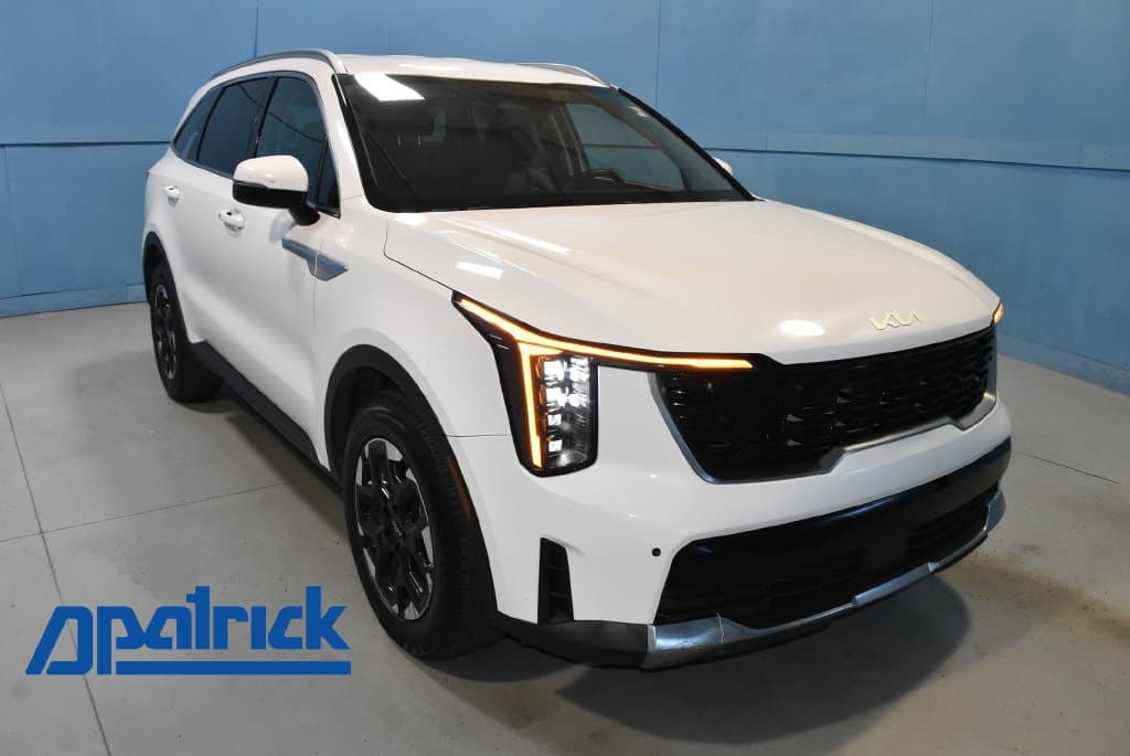 2024 Kia Sorento S — photo 1 of 34