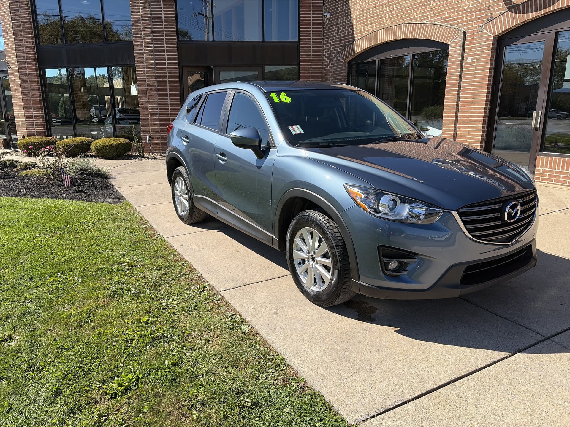 2016 Mazda CX-5 Touring — photo 1 of 29
