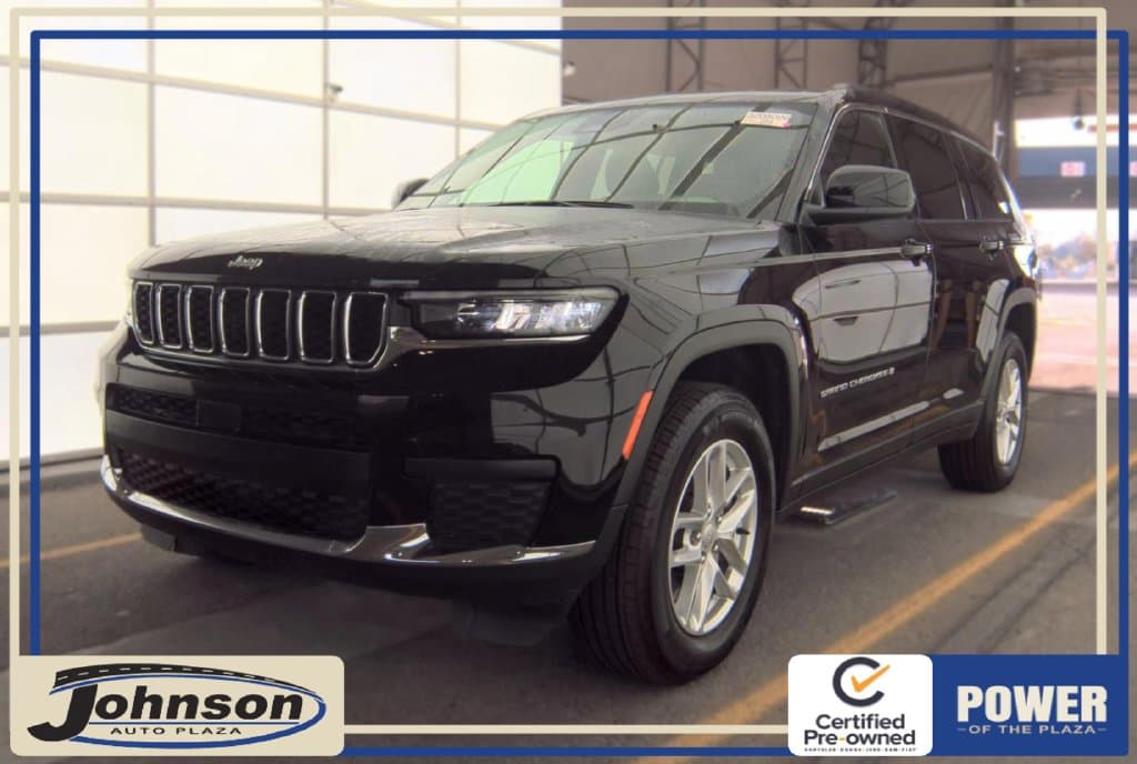 2025 Jeep Grand Cherokee L Laredo — photo 1 of 11