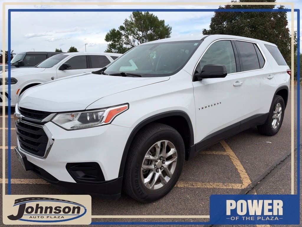 2020 Chevrolet Traverse Base — photo 1 of 3
