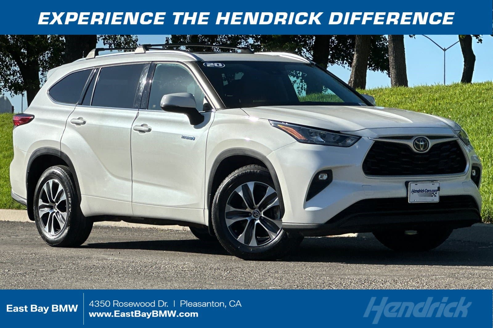 2020 Toyota Highlander Hybrid XLE — photo 1 of 40