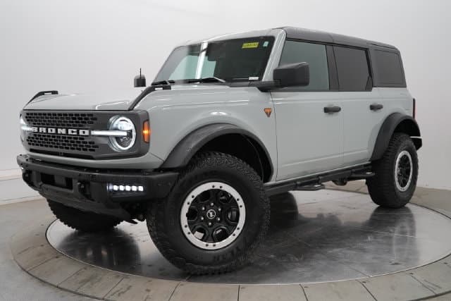 2024 Ford Bronco Badlands — photo 1 of 50