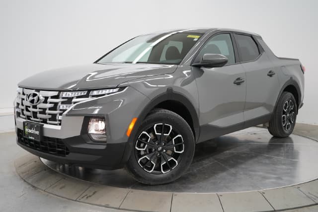 2023 Hyundai Santa Cruz Base — photo 1 of 48
