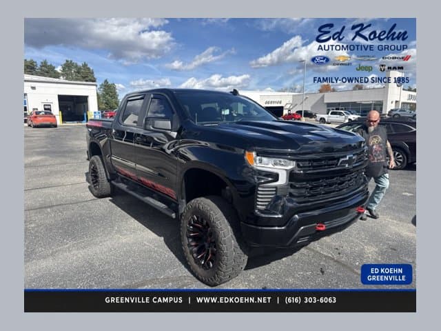 2024 Chevrolet Silverado 1500 LT Trail Boss — photo 1 of 14