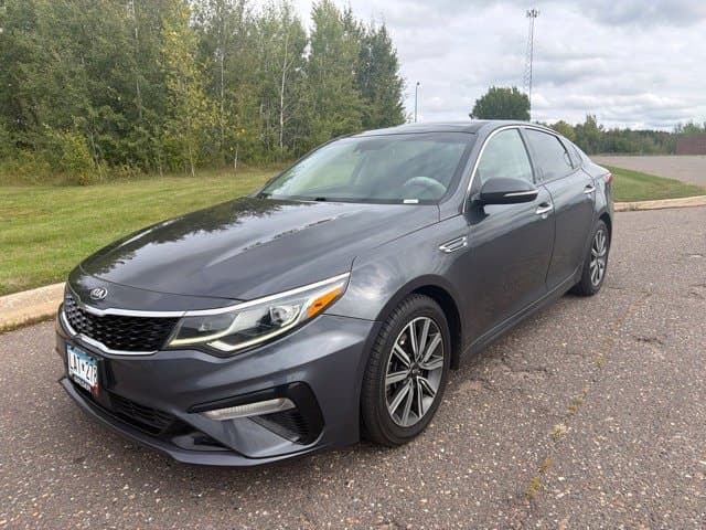 2019 Kia Optima EX — photo 1 of 21