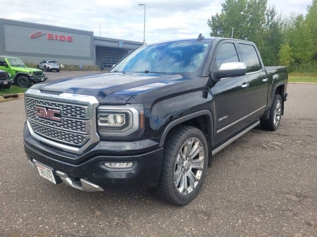 2017 GMC Sierra 1500 Denali — photo 1 of 23