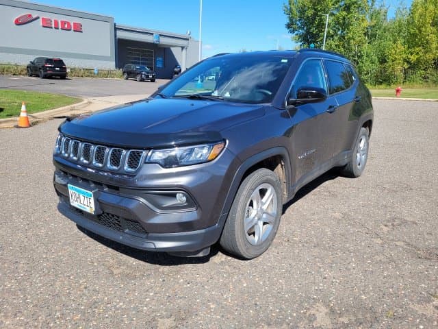 2024 Jeep Compass Latitude — photo 1 of 20