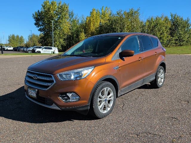 2017 Ford Escape SE — photo 1 of 15