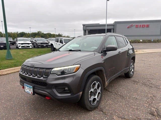 2022 Jeep Compass Trailhawk — photo 1 of 19