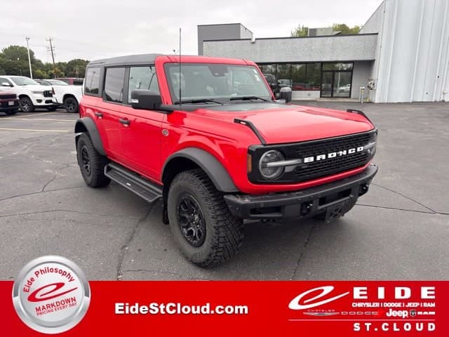 2024 Ford Bronco Wildtrak — photo 1 of 22