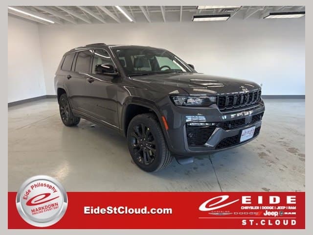 2026 Jeep Grand Cherokee Base — photo 1 of 54