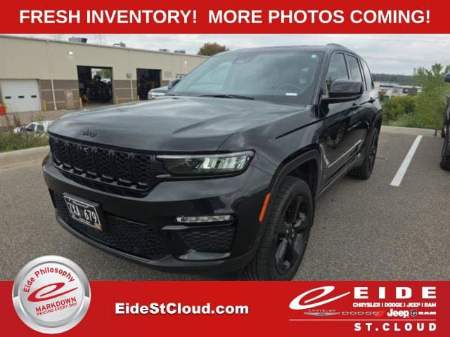 2023 Jeep Grand Cherokee Limited — photo 1 of 20