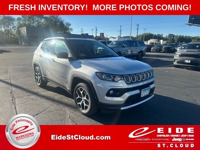 2024 Jeep Compass Limited — photo 1 of 19