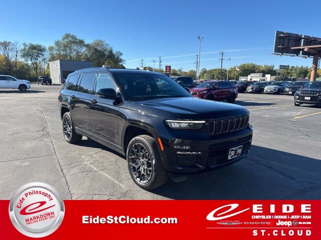 2024 Jeep Grand Cherokee L Summit — photo 1 of 23