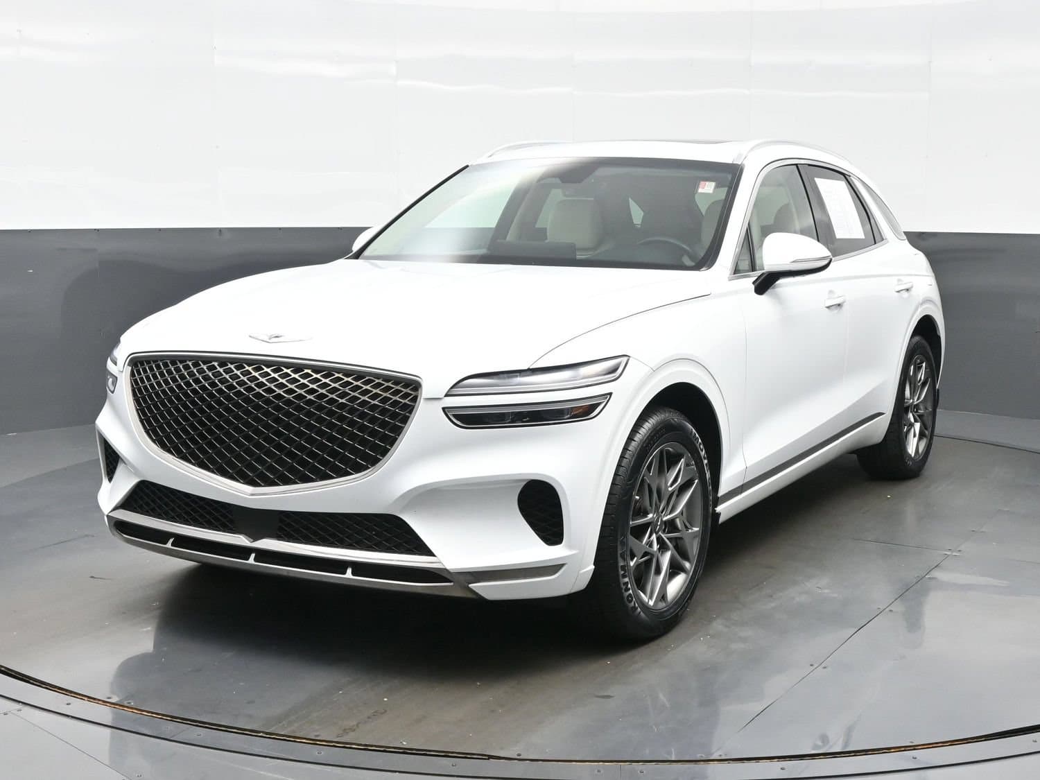 2024 Genesis GV70 2.5T — photo 1 of 41
