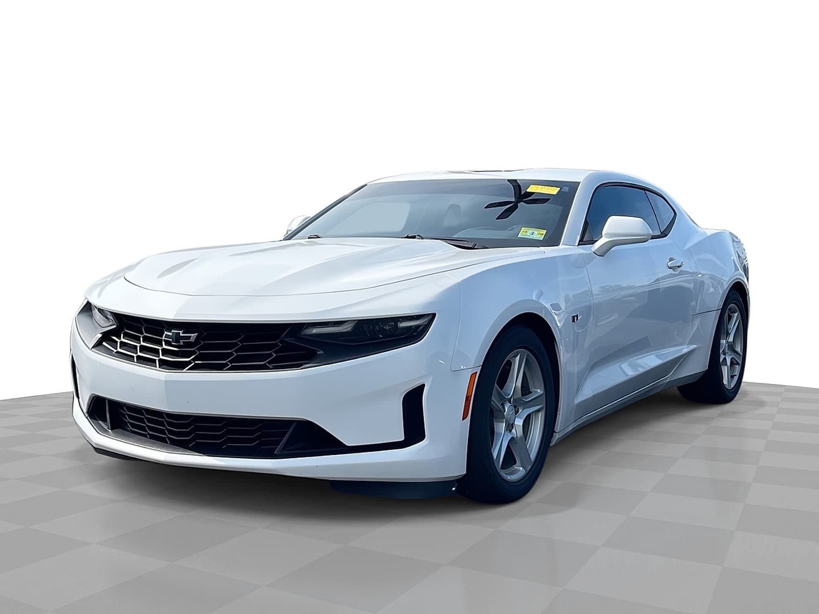 2019 Chevrolet Camaro Base — photo 1 of 4
