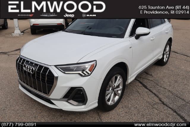 2025 Audi Q3 Premium — photo 1 of 17