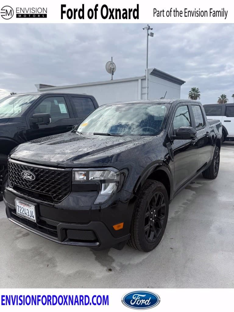 2025 Ford Maverick XLT — photo 1 of 3