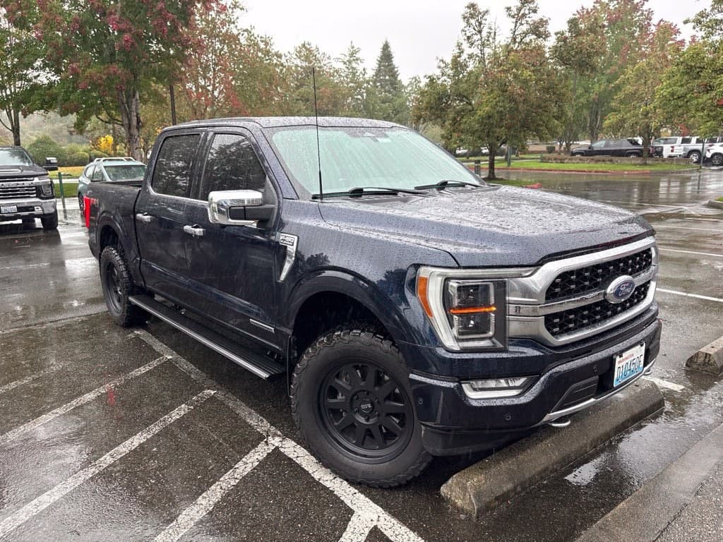 2023 Ford F-150 XL — photo 1 of 33