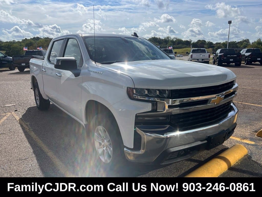 2020 Chevrolet Silverado 1500 LT — photo 1 of 22