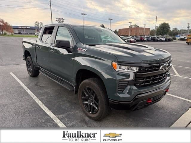 2026 Chevrolet Silverado 1500 LT Trail Boss — photo 1 of 24