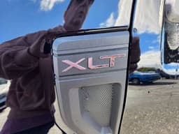 Extra Photo