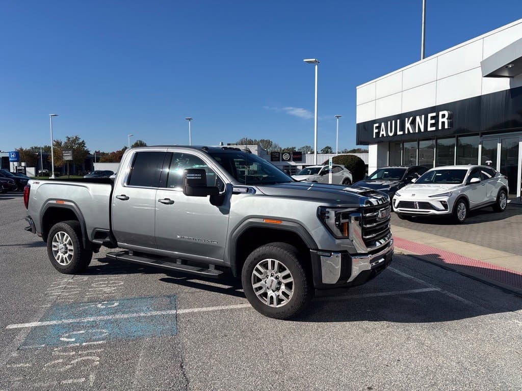 2024 GMC Sierra 2500HD SLE — photo 1 of 14