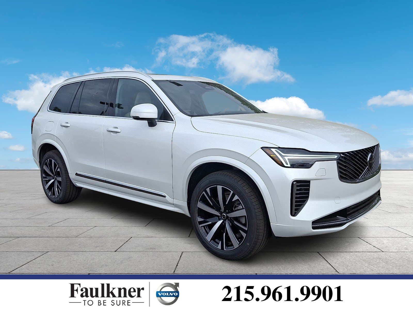2027 Volvo XC90 Base — photo 1 of 21