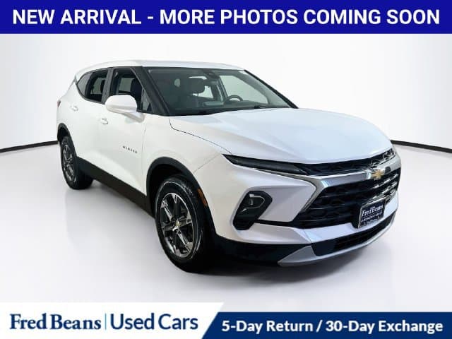 2023 Chevrolet Blazer LT — photo 1 of 34
