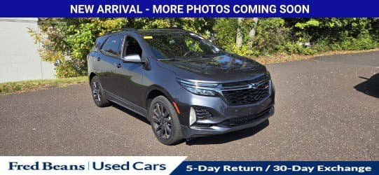 2022 Chevrolet Equinox RS — photo 1 of 19