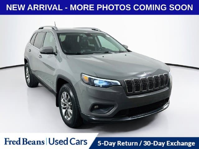 2020 Jeep Cherokee Latitude Plus — photo 1 of 38